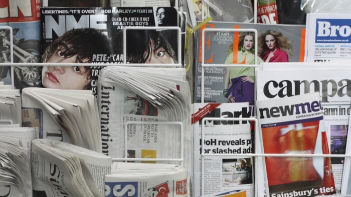 Newspaper and Magazine display Rack