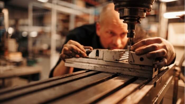 Can Low-Quantity Manufacturing Runs Help Your SME Succeed?