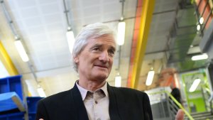 Sir James Dyson Scraps Project To Build Electric Cars