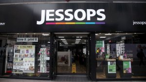 Dragon’s Den Star Plans To Call In Administrators For Jessops Stores
