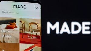 UK's Made.com Says Supply Chain Issues Pushing More Revenue Into 2022