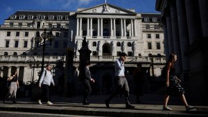 Inflation Expectations Drop To Three-Year Low, Bank Of England Survey Reveals