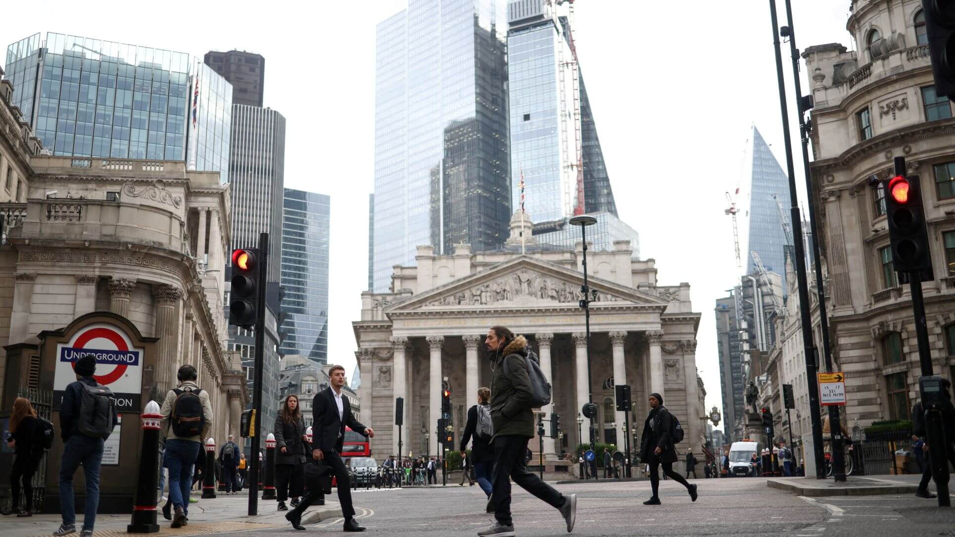 Unexpected Lift To November GDP Eases UK Recession Risk