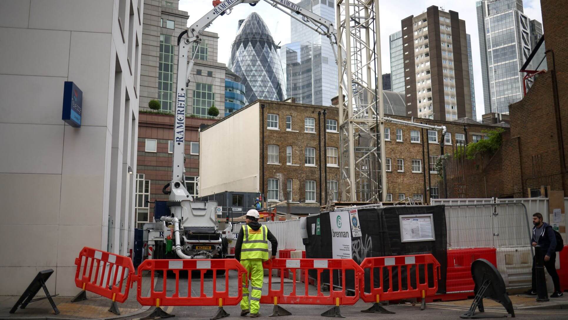 UK Construction Growth Ebbs Away As Economy Falters: PMI
