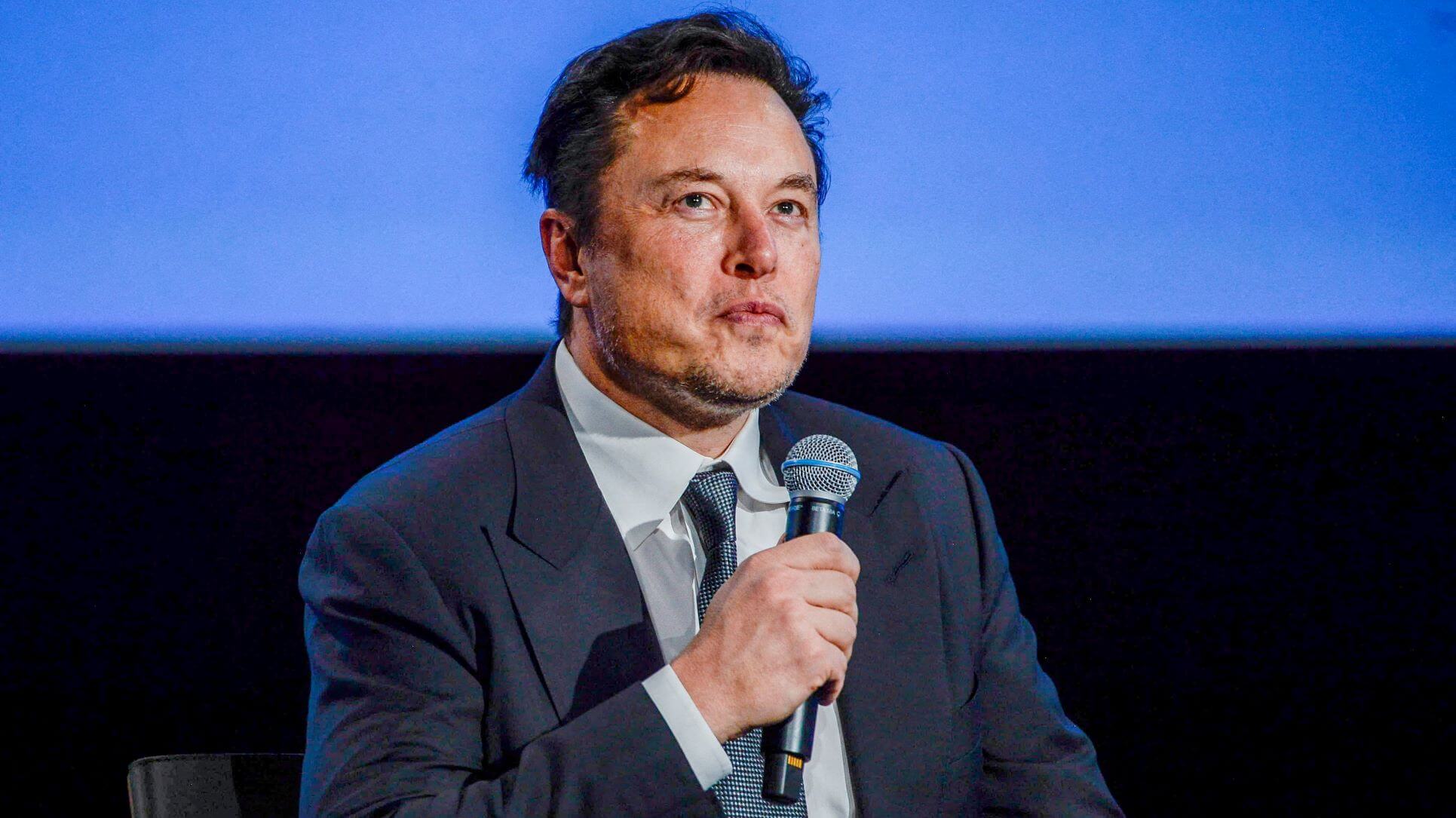 Elon Musk And Others Urge AI Pause, Citing 'Risks To Society'