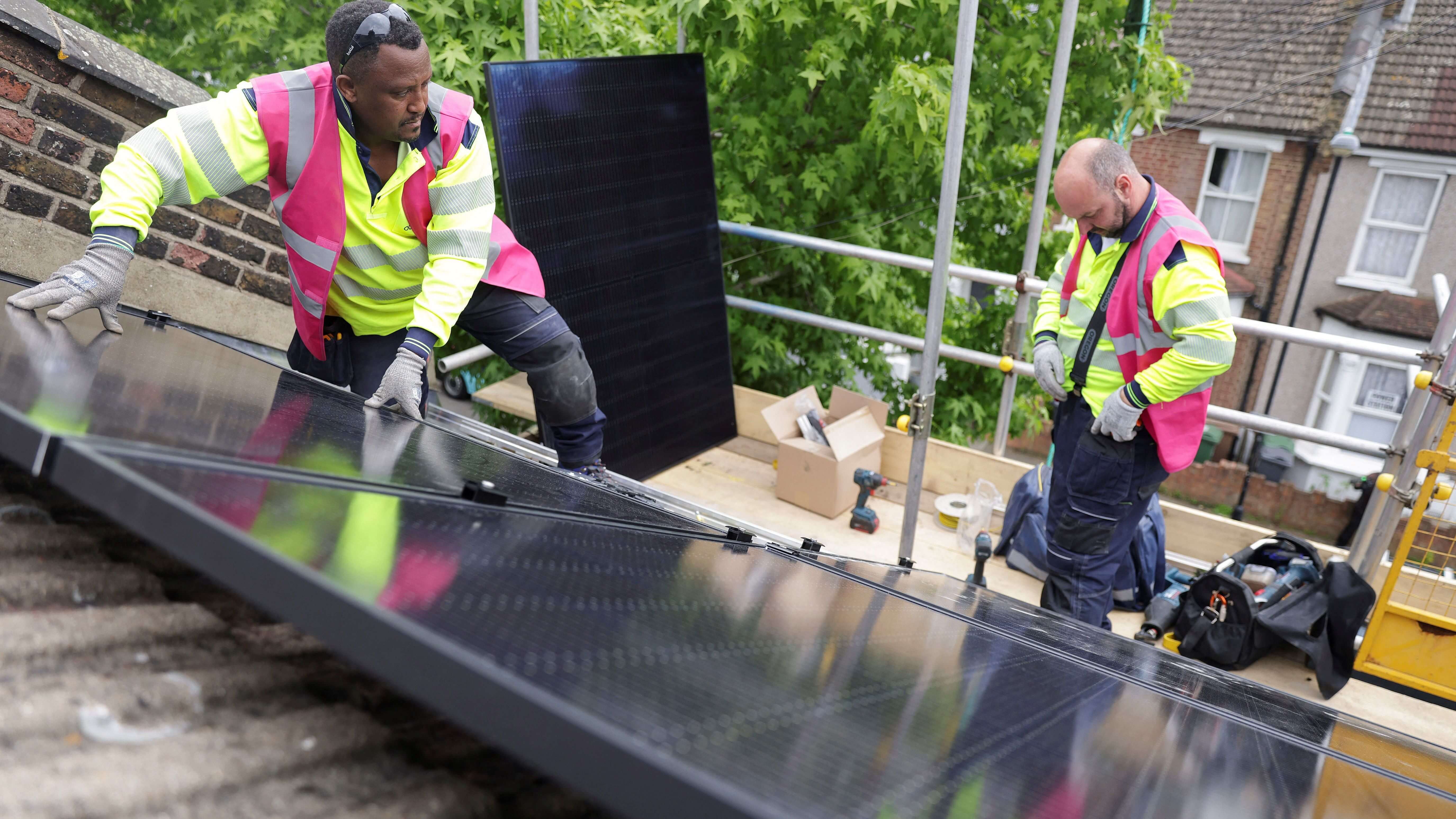 London's Solar Street Thrives On People Power