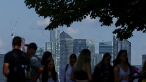 UK Firms Grow At Slowest In 6 months As Rate Hikes Weigh: PMI