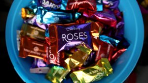 Confectioners Eye Holiday Boost As UK Shoppers Snub Expensive Gifts
