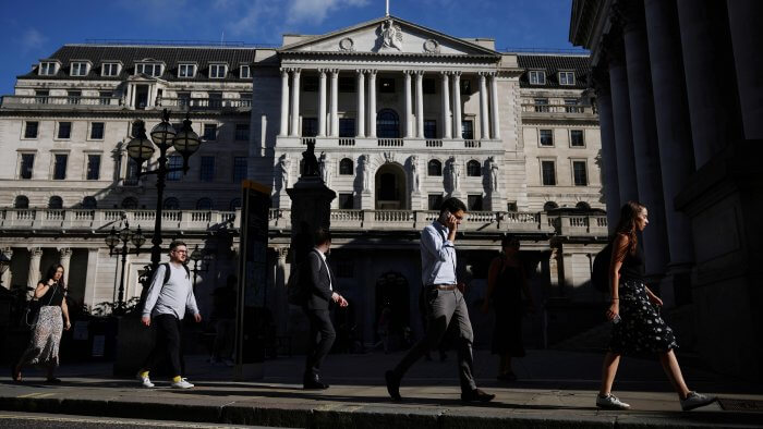 Bank Of England Should Cut Rates Pre-Emptively, Says Committee Member