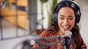5 Ways A Podcast Benefits From Using A Professional Studio