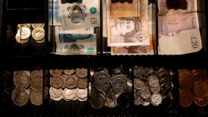 Sterling Rises After UK Unemployment Rate Unexpectedly Falls