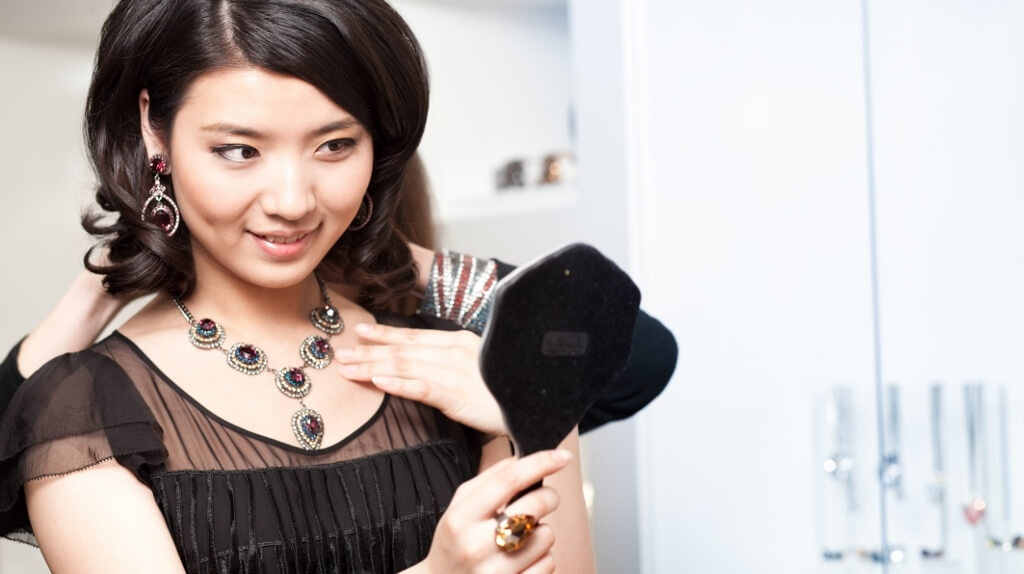 The Art Of Stone Setting: Why It’s The Key To Mastering Jewelry Design ...