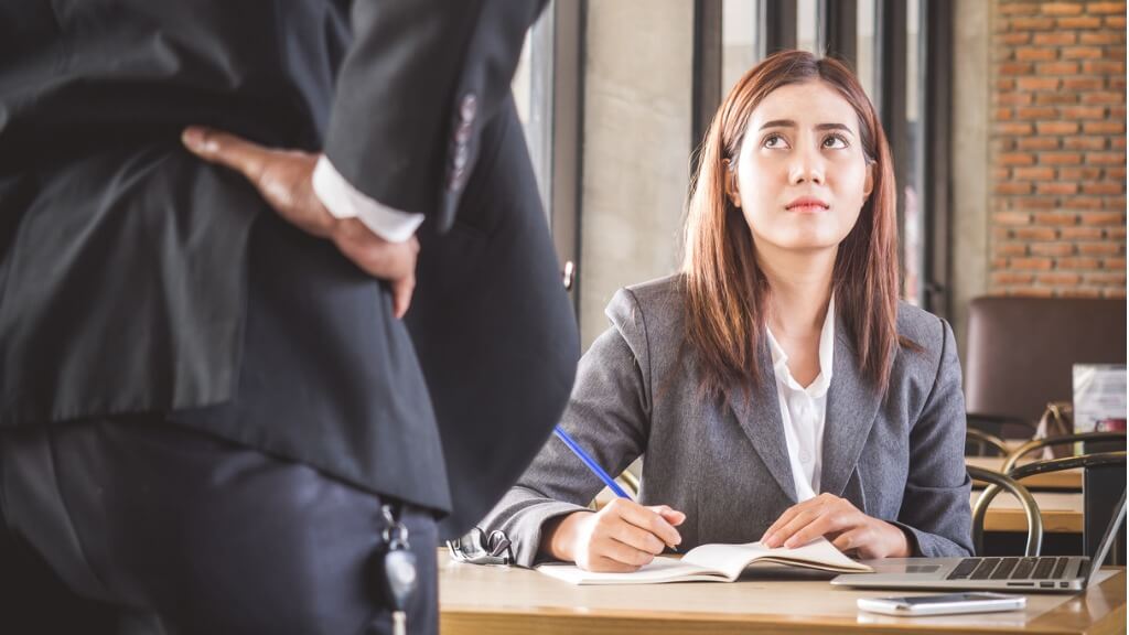 How HR Can Help Deal With A Stubborn Boss Minutehack